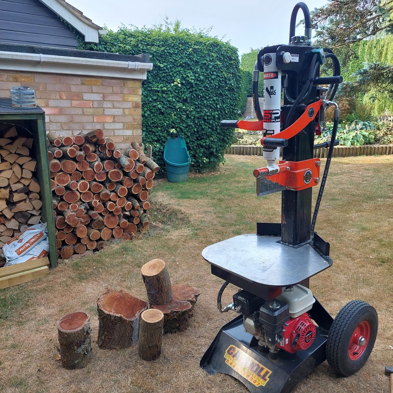 Log Splitter Hire near me